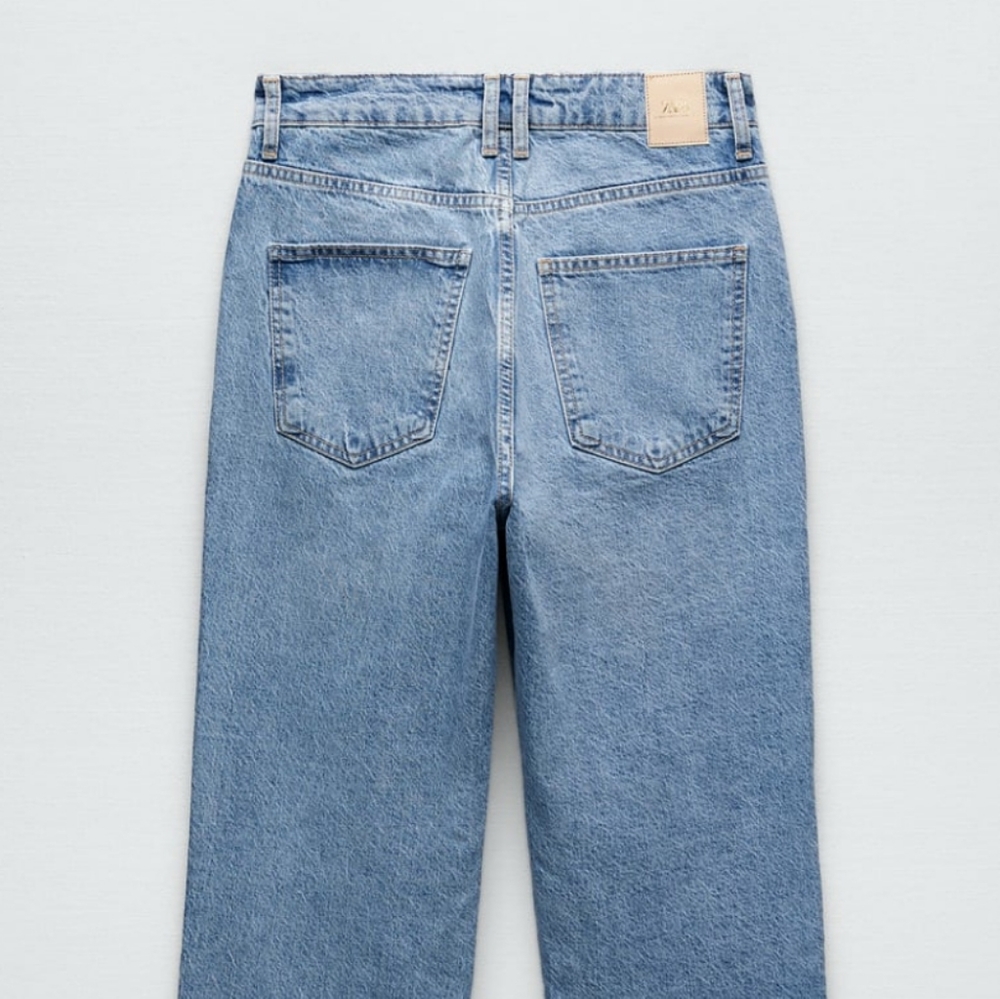 (NWOT) Zara High Rise Straight Jeans - Picture 8 of 8